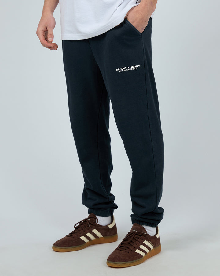 Essential Theory Track Pant Navy