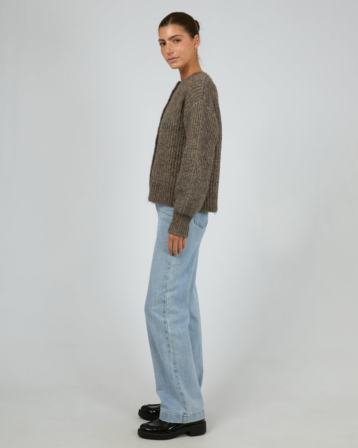 6056064.BRWN_6_1738640098000