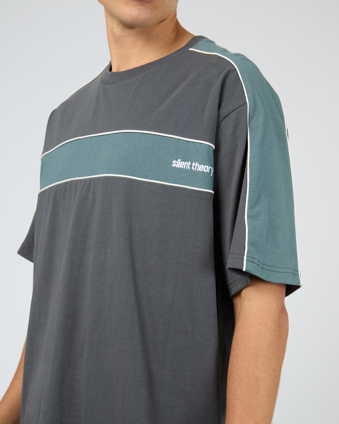 Cutback Panelled Tee Charcoal