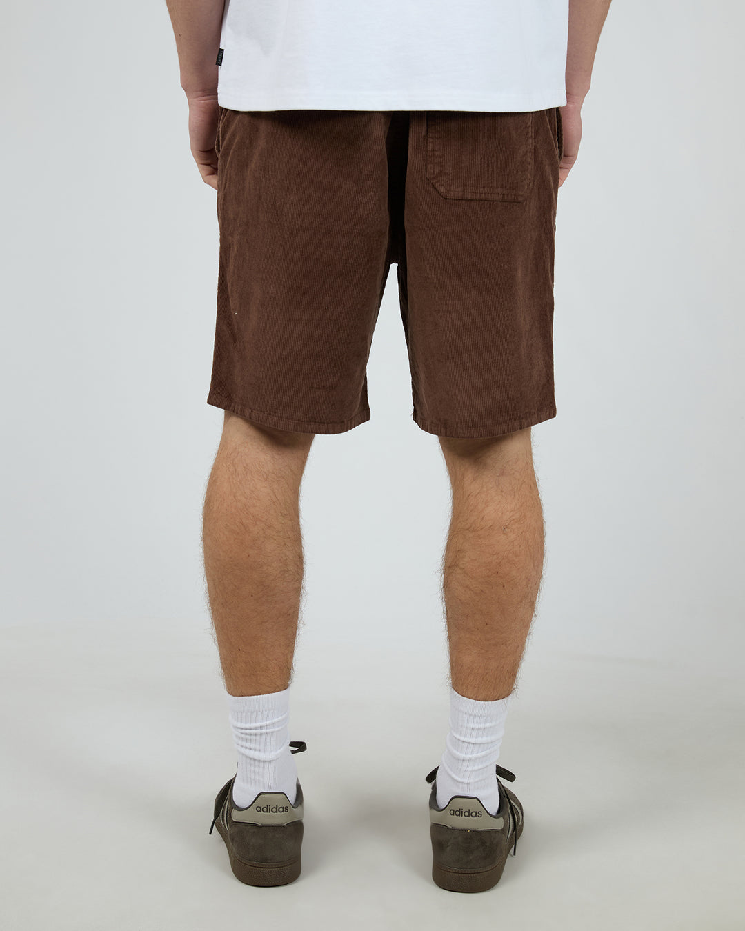 Cord Short Brown