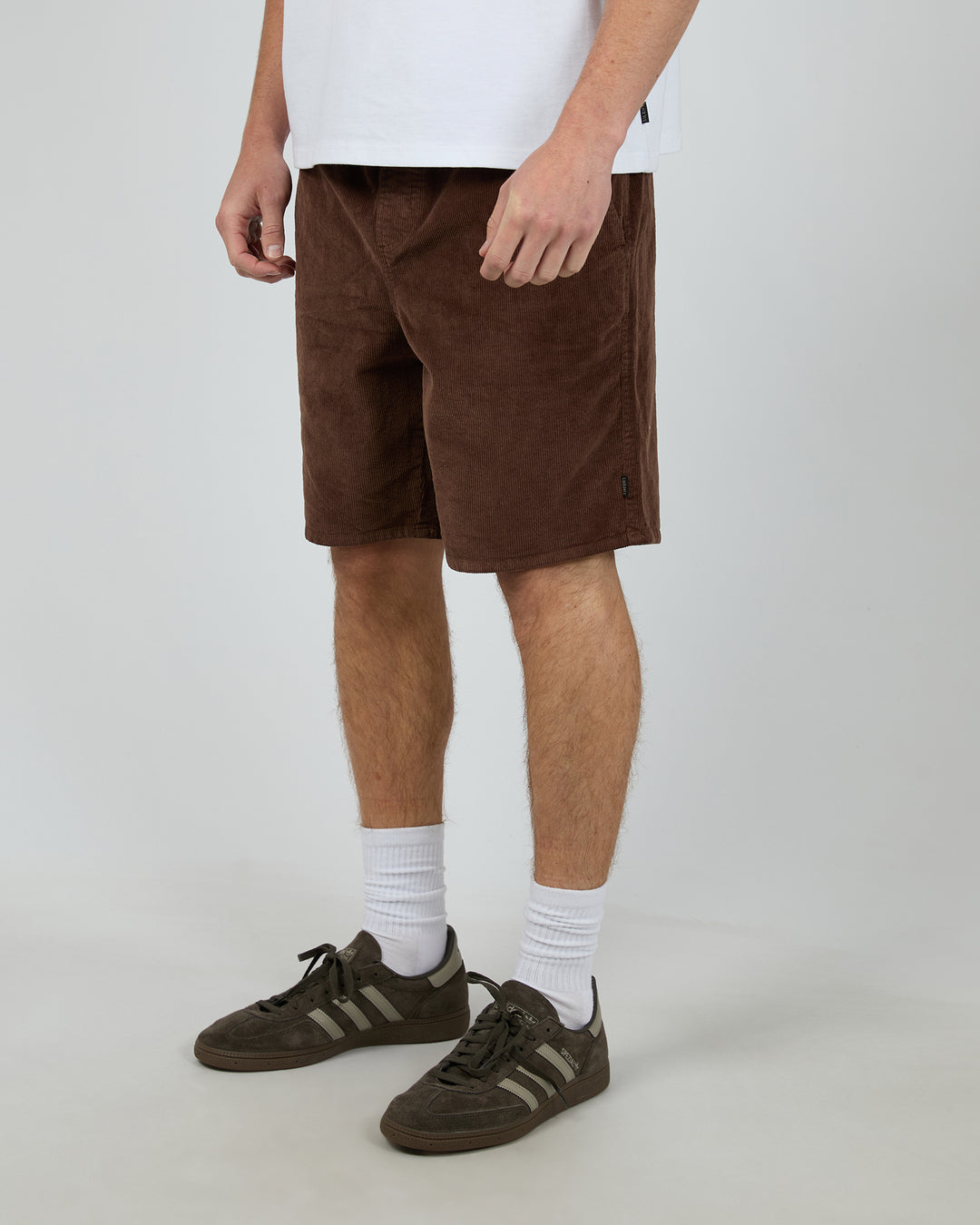 Cord Short Brown