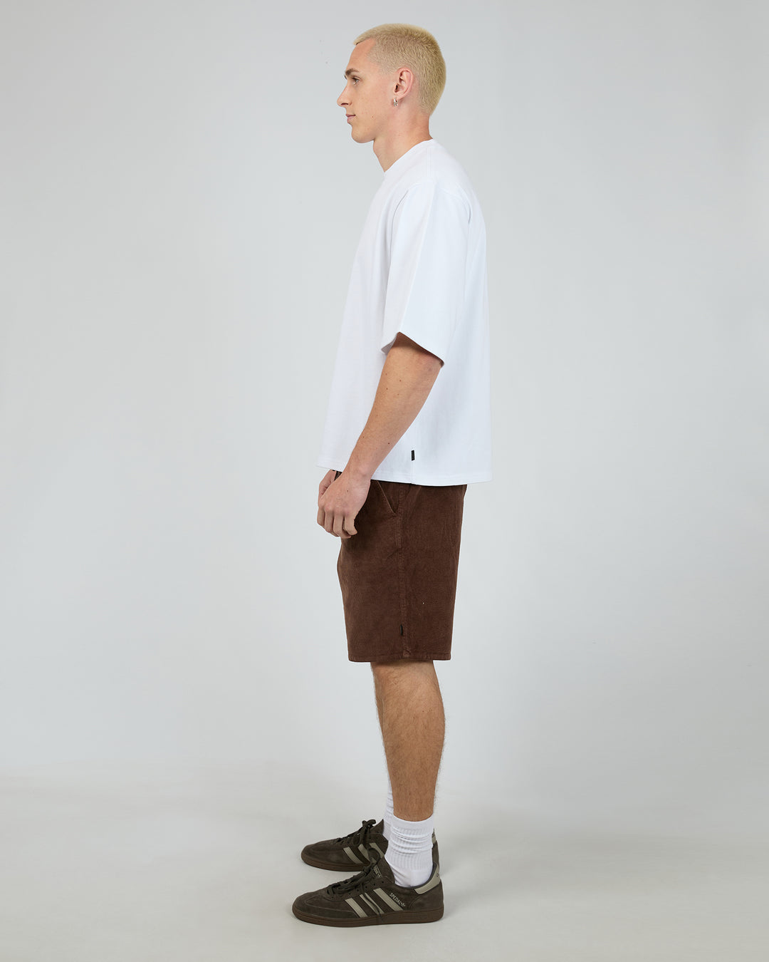 Cord Short Brown