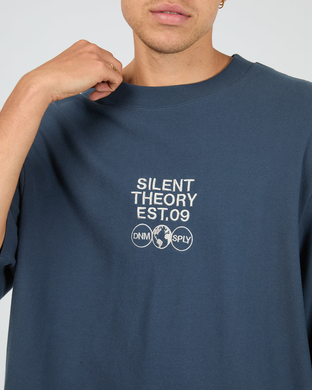 4088136.NAVY_5_1784684430000