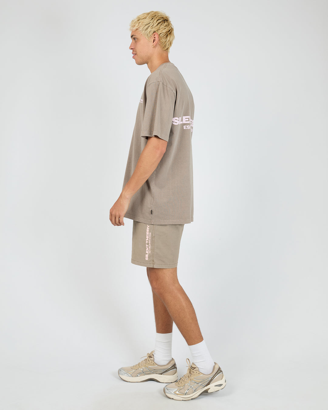 Essential Theory Tee Latte