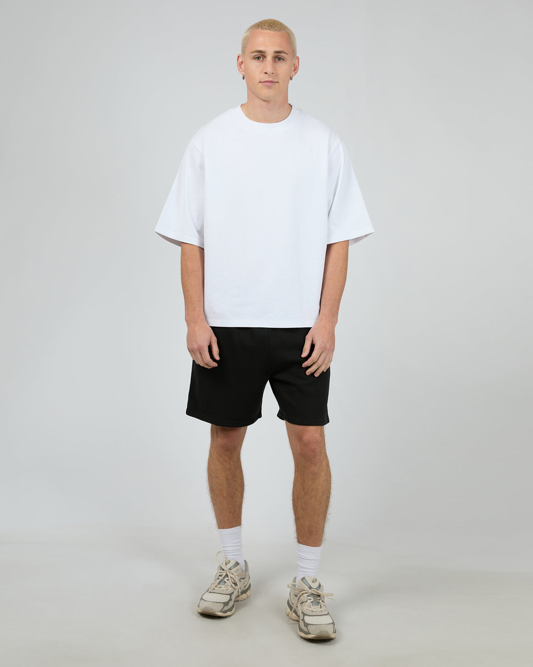Essential Theory Short Vintage Black