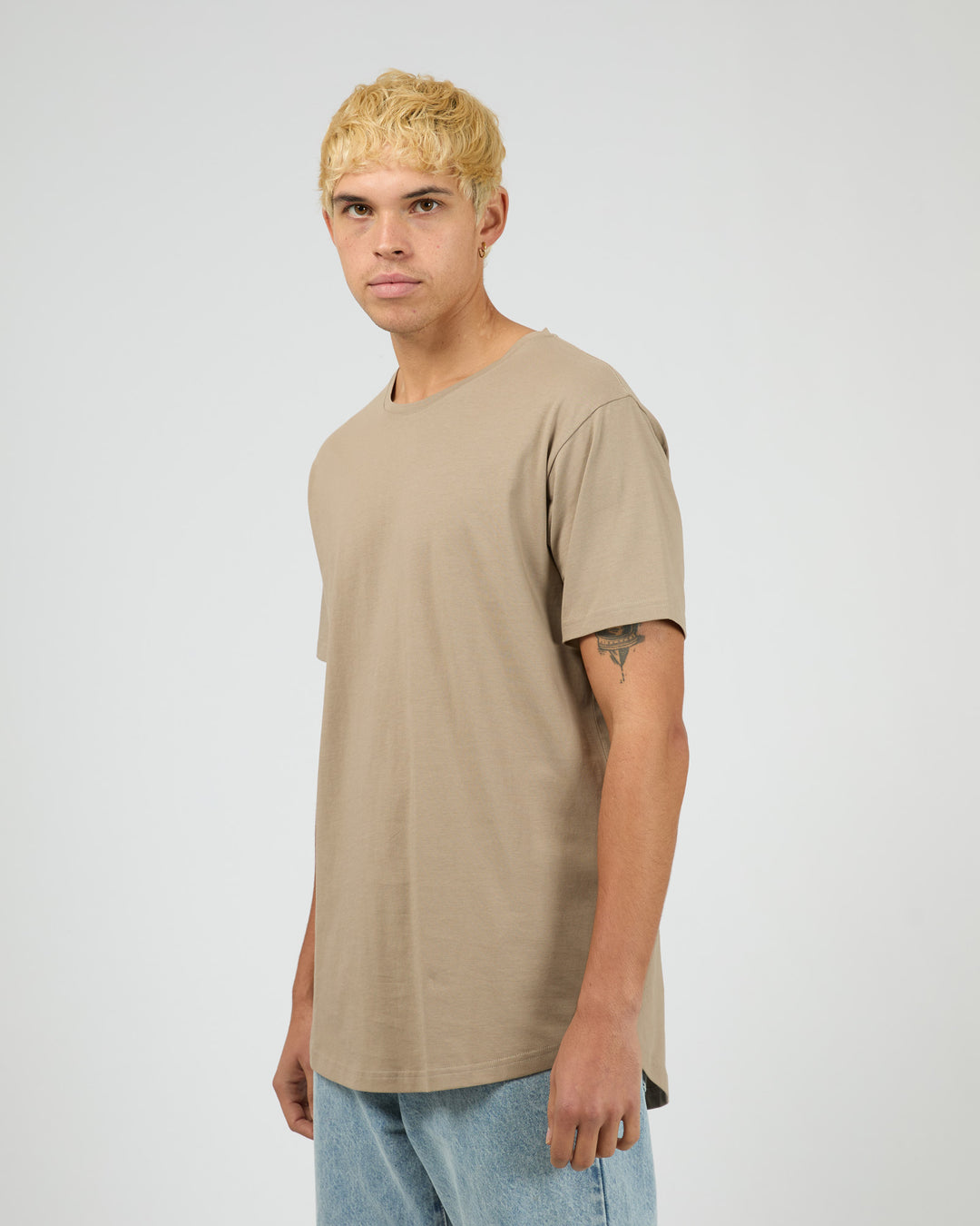 Solid Tail Tee Cement