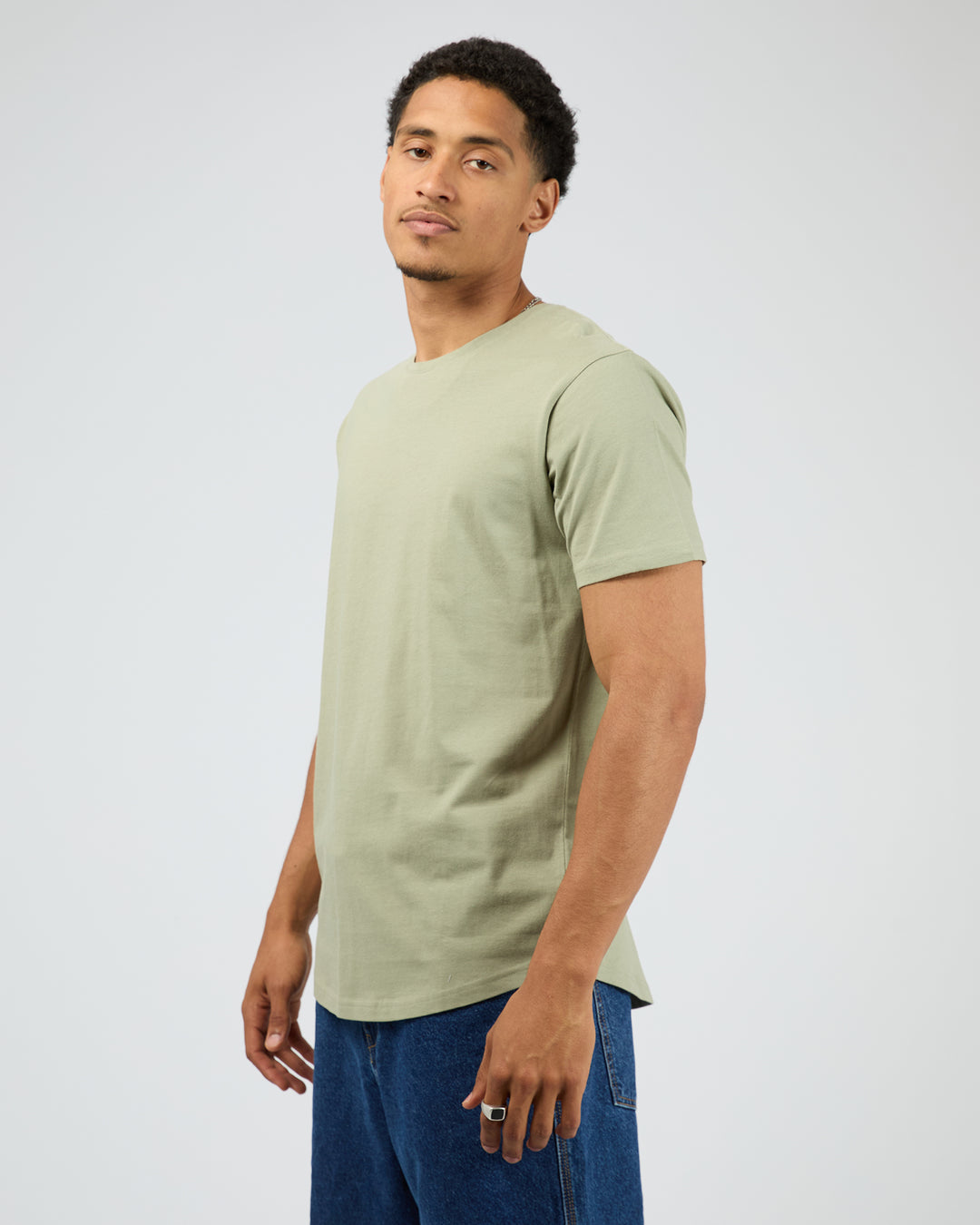 Solid Tail Tee Sage
