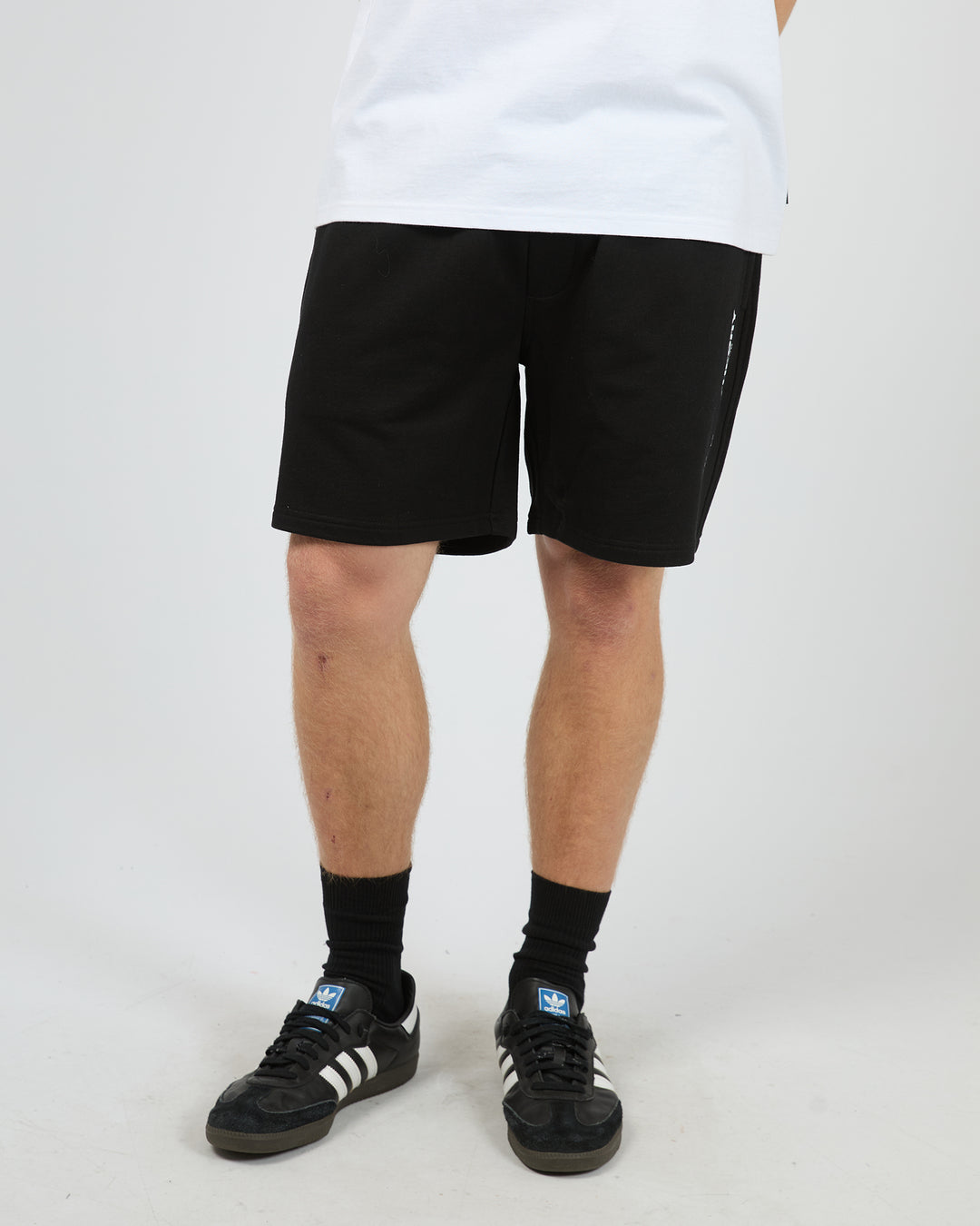 Essential Theory Short V2 Black
