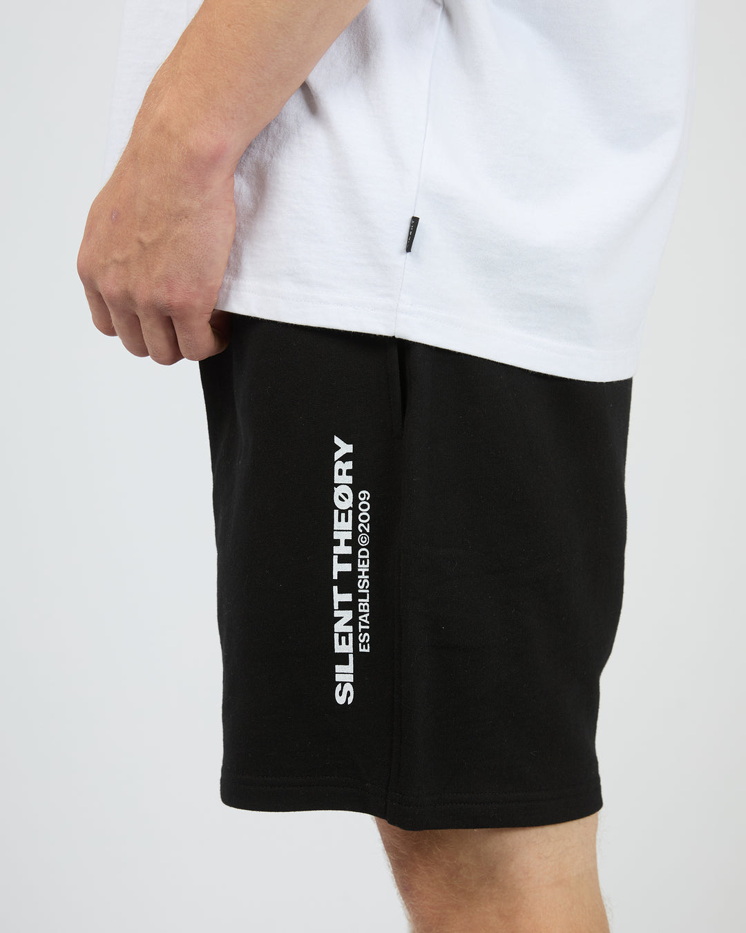 Essential Theory Short V2 Black