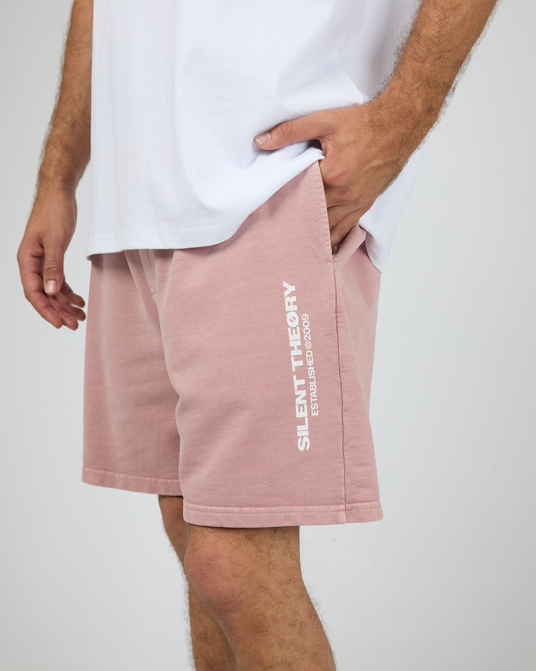 Essential Theory Short V2 Musk