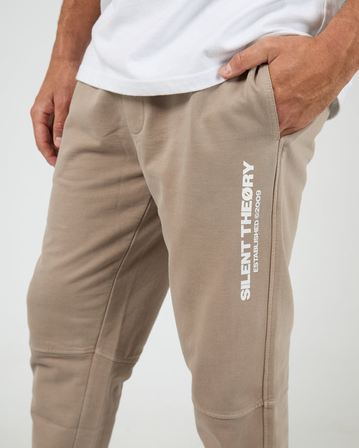 Essential Theory Trackpant V2 Mushroom