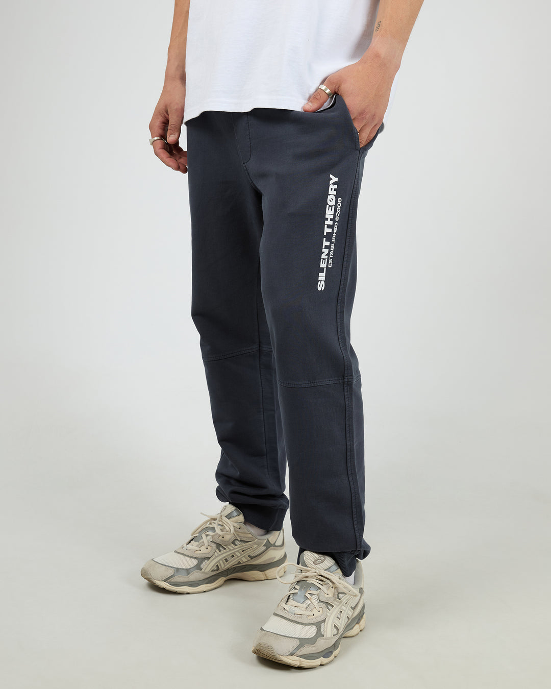 Essential Theory Trackpant V2 Navy
