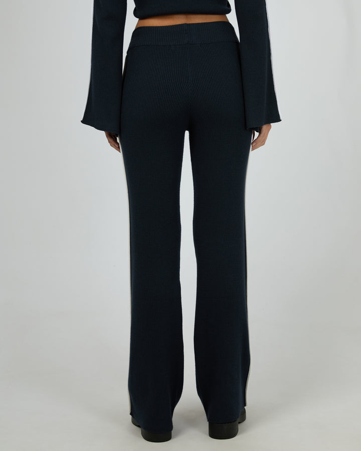 6056038.NAVY_3_1738640095000