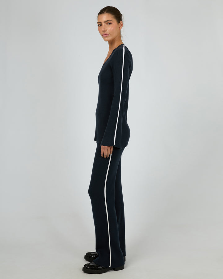 6056038.NAVY_6_1738640095000