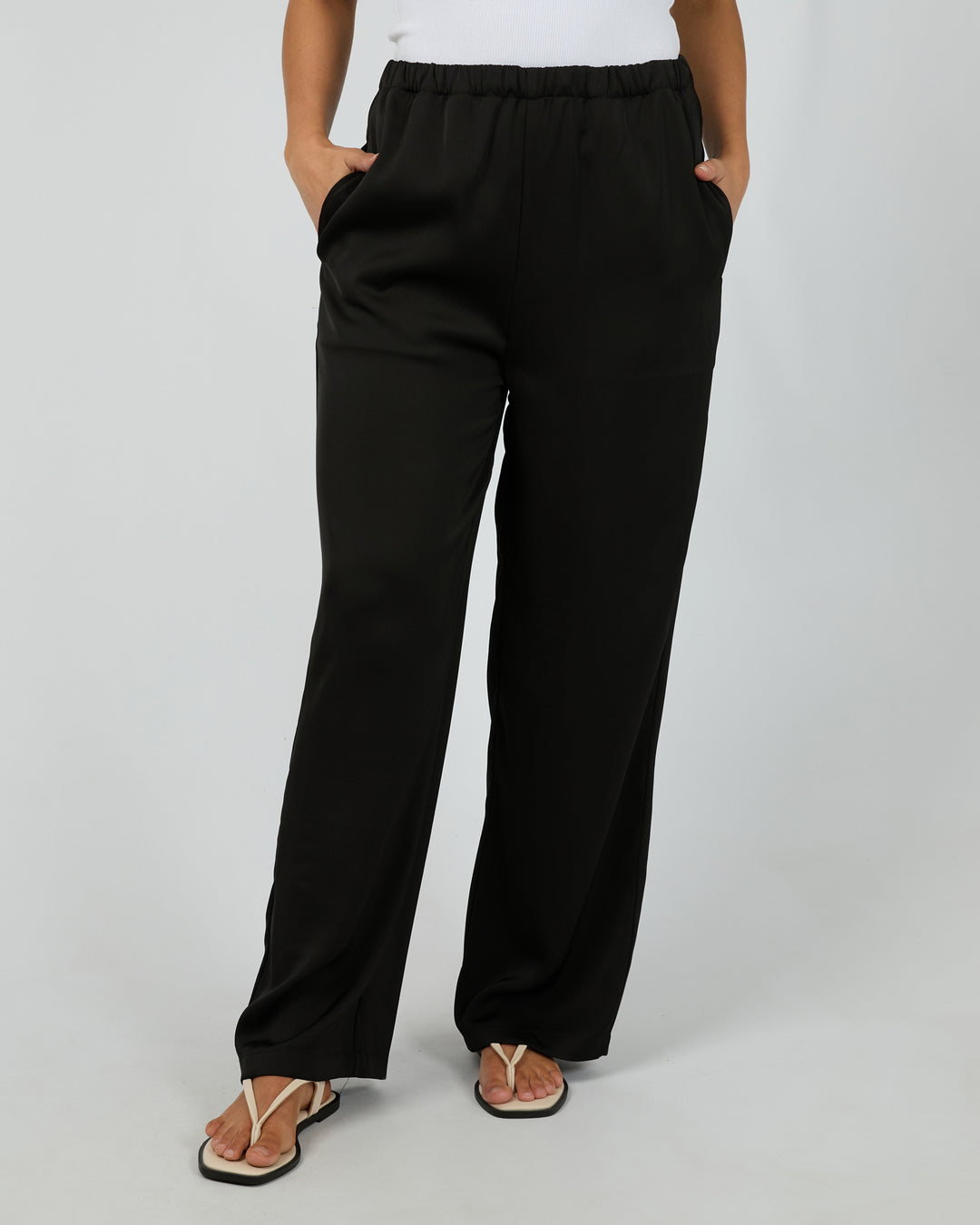 Raya Pant Black