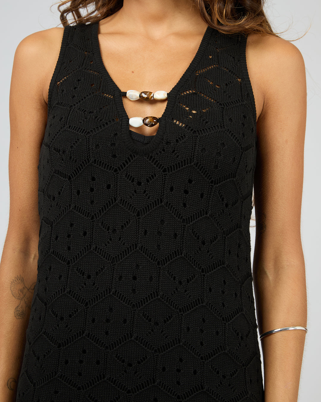 6067012.BLK_5_1762815013000