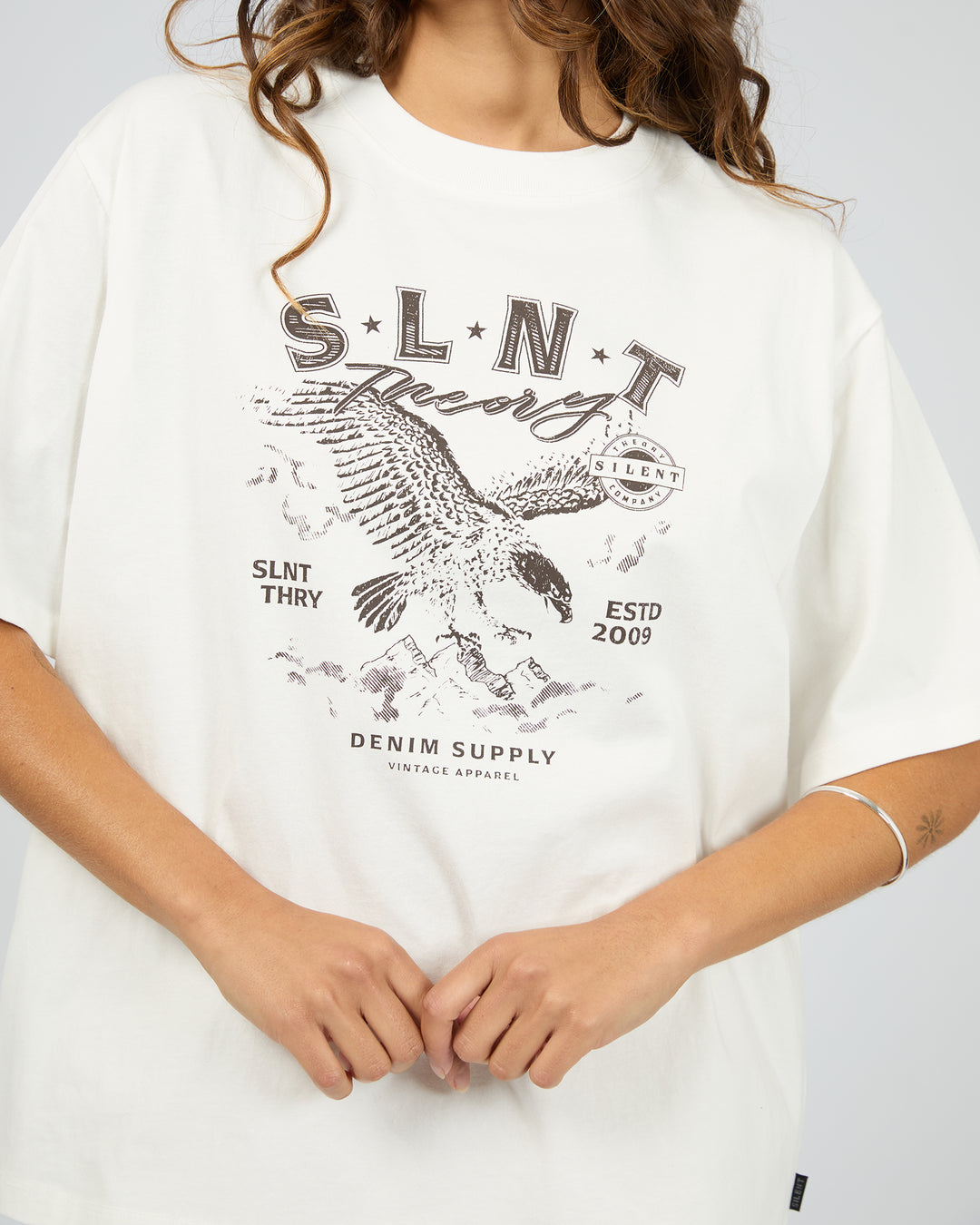 Flying Free Tee Vintage White