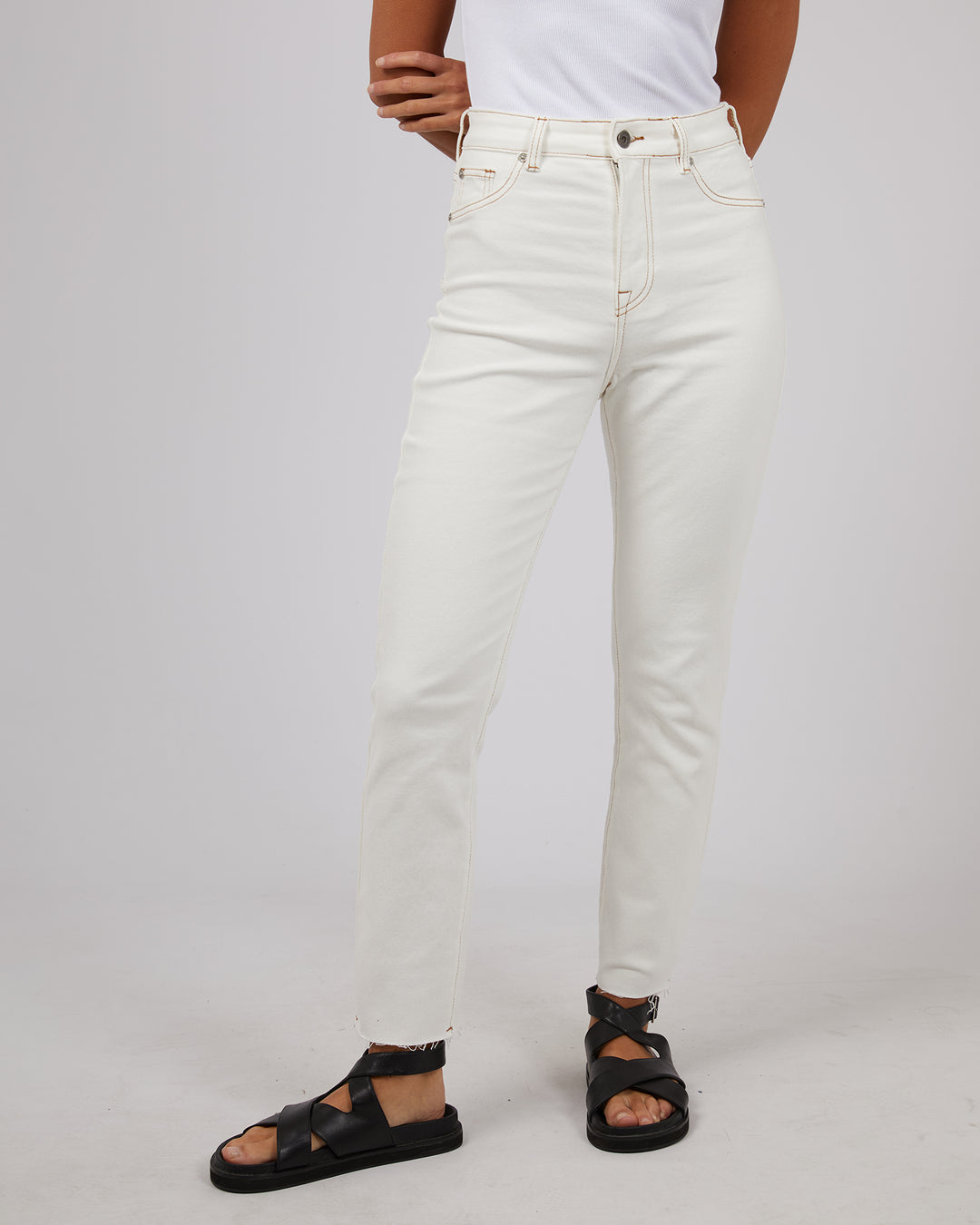 Monica Mom Comfort Jean Vintage White