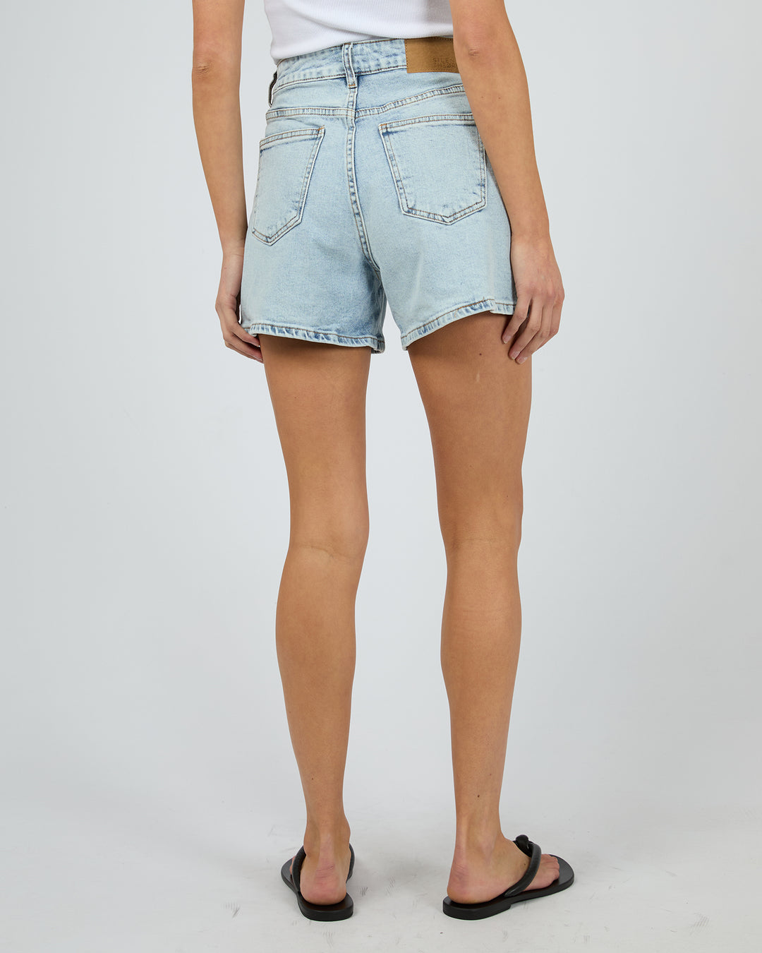 Kyia Short Comfort Bleach