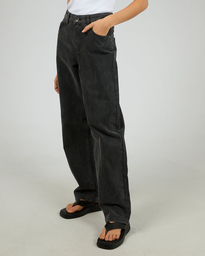 Jade Baggy Jean Washed Black