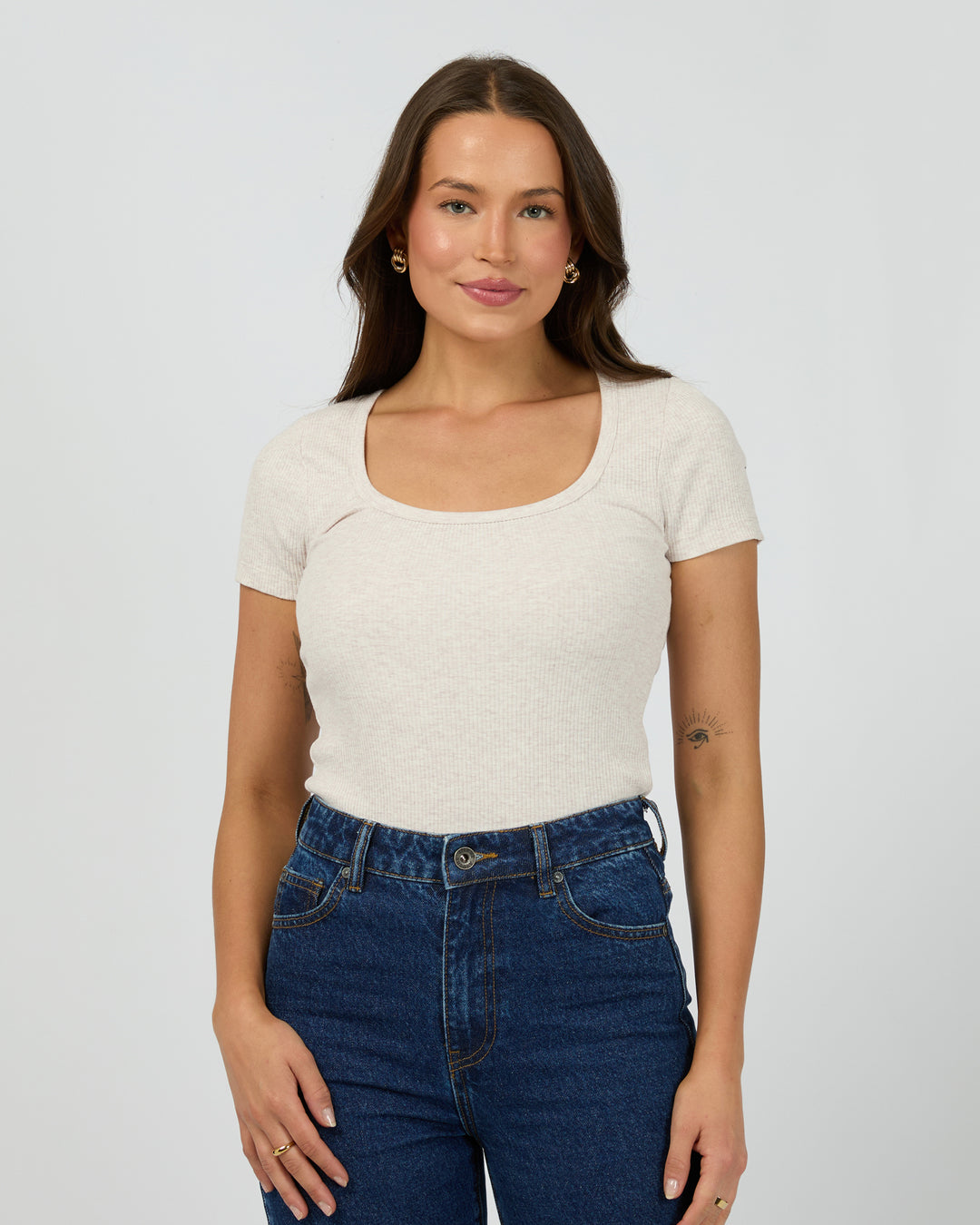 Mia Tee Oatmeal