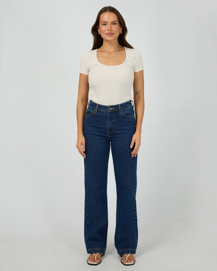 Mia Tee Oatmeal