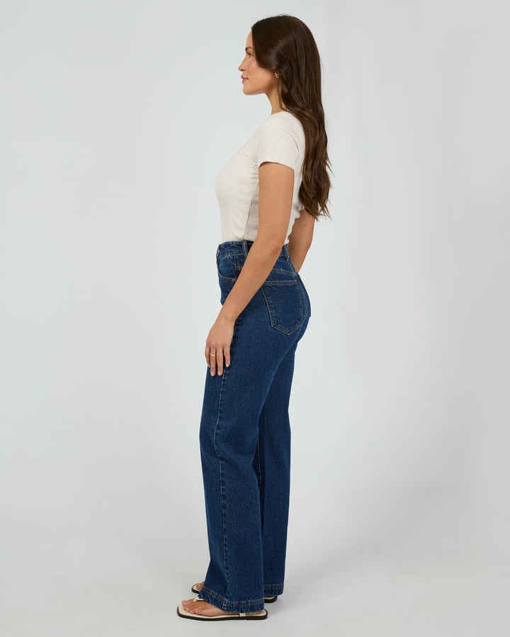 Mia Tee Oatmeal