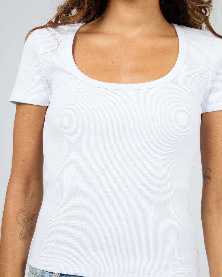 Mia Tee White