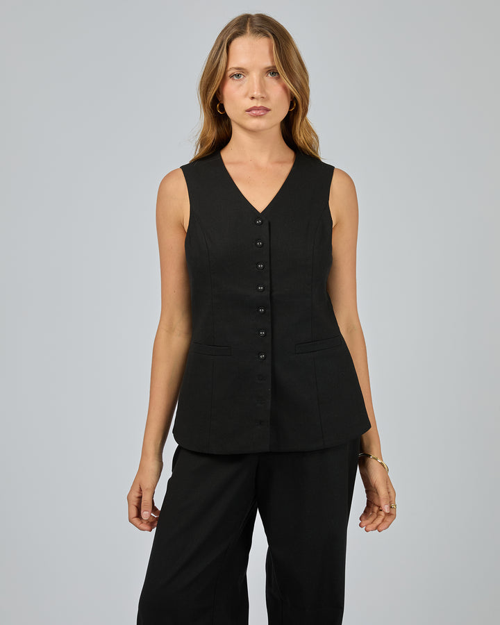 Tallow Vest Black