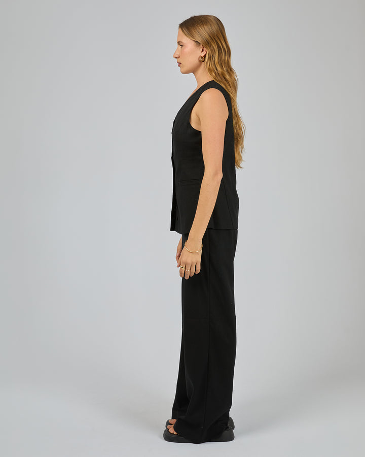 Tallow Vest Black