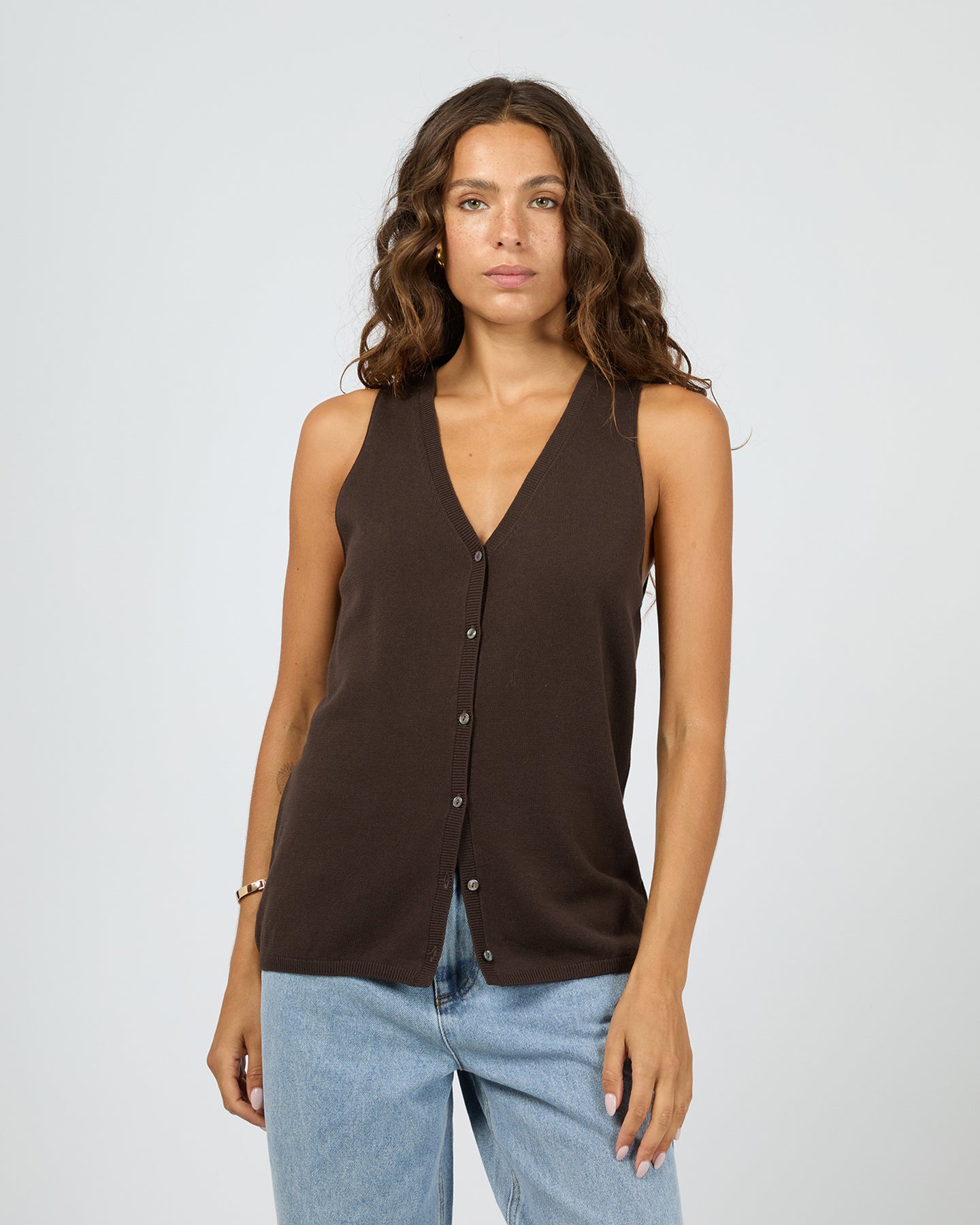 Ellis Vest Top Chocolate – Silent Theory
