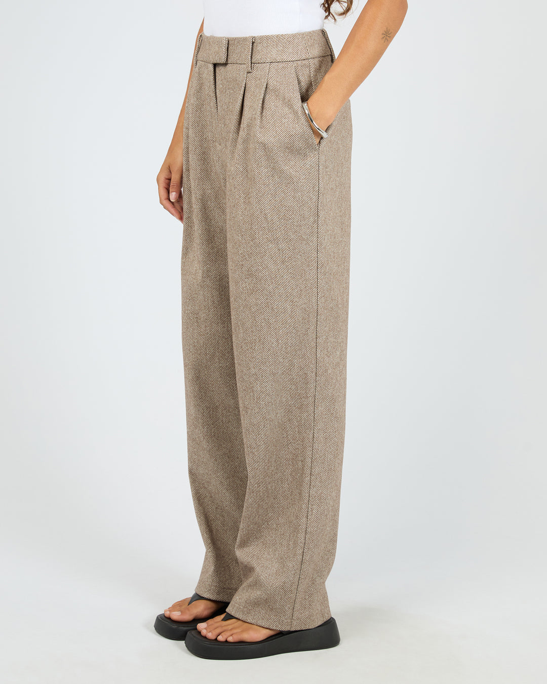 Opal Textured Pant Brown