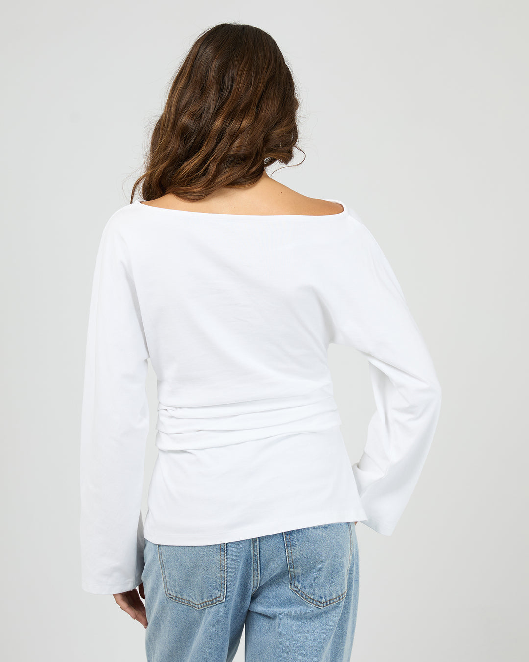 60X5464.WHT_3_1776898200000